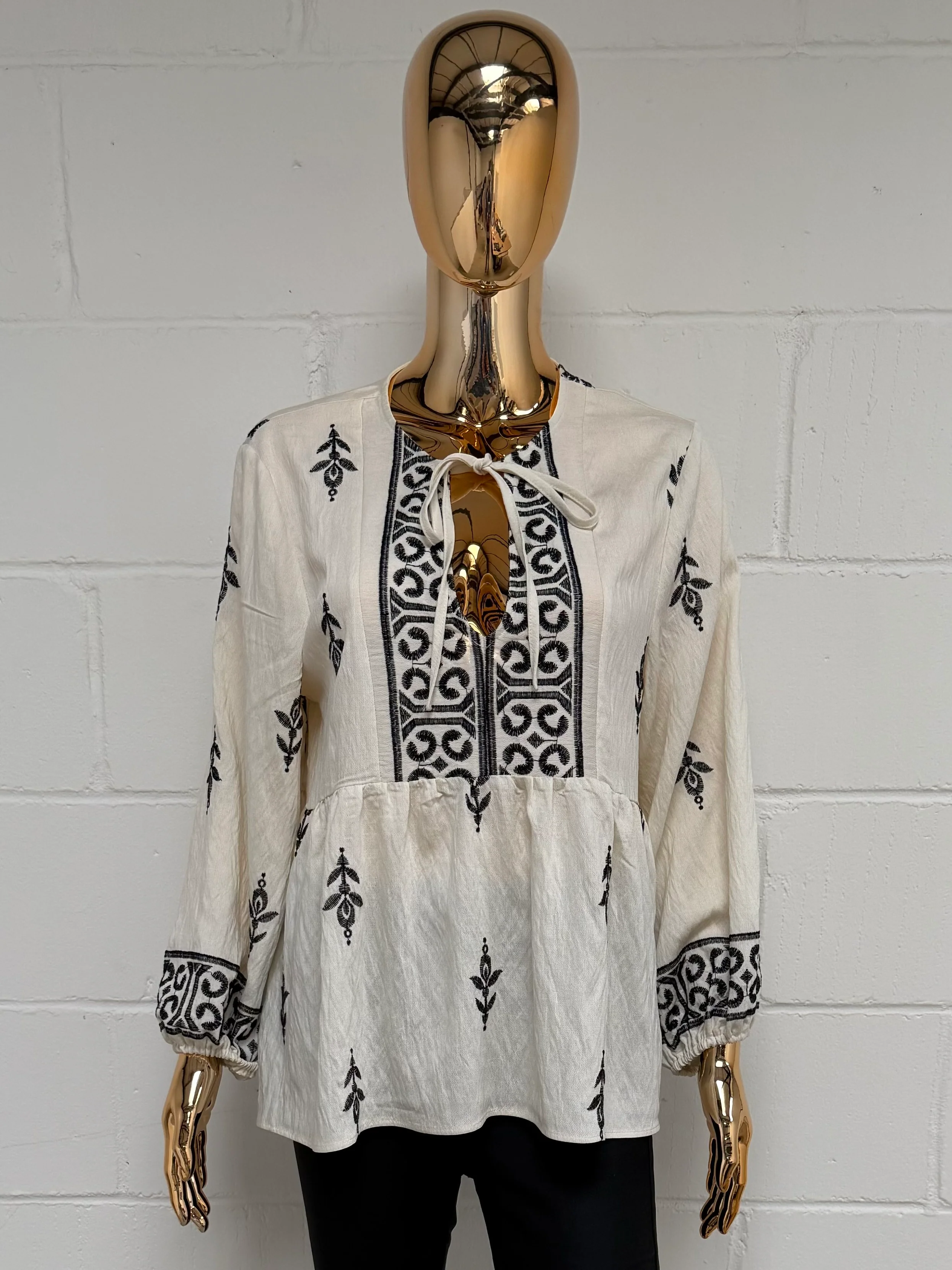 Cream Peplum Tie Up Top With Black Detailing - Image 3