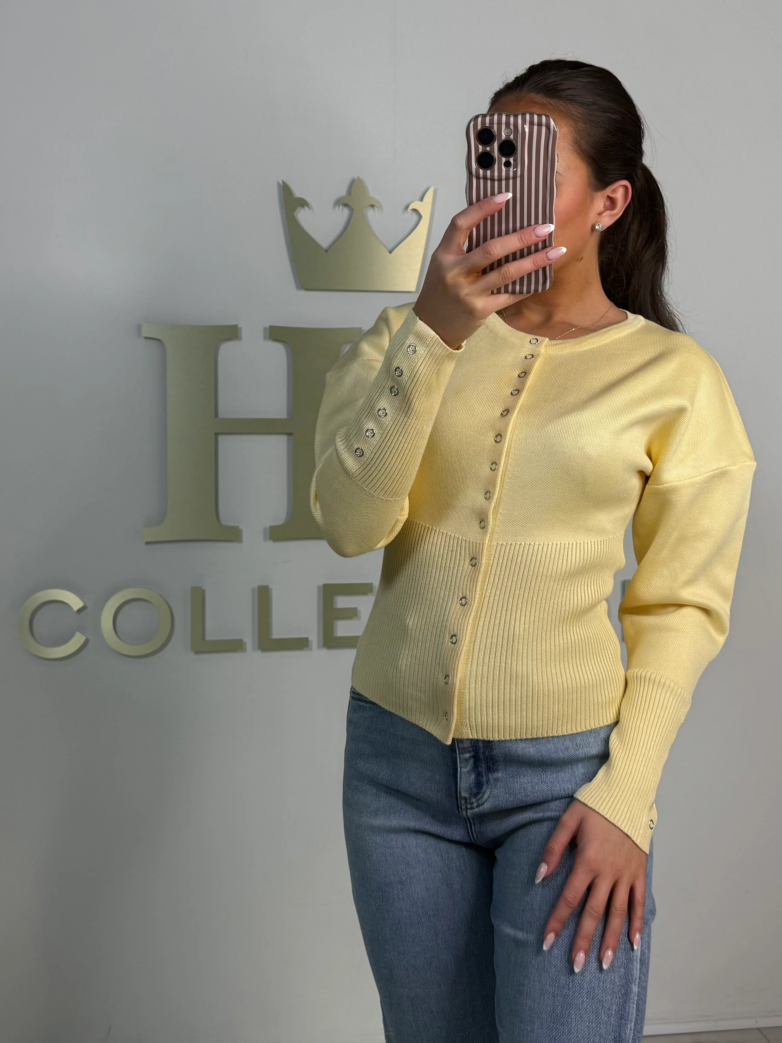 Soft Knit Button Up Ribbed Bottom Cardigan (5 Colours) - Image 15