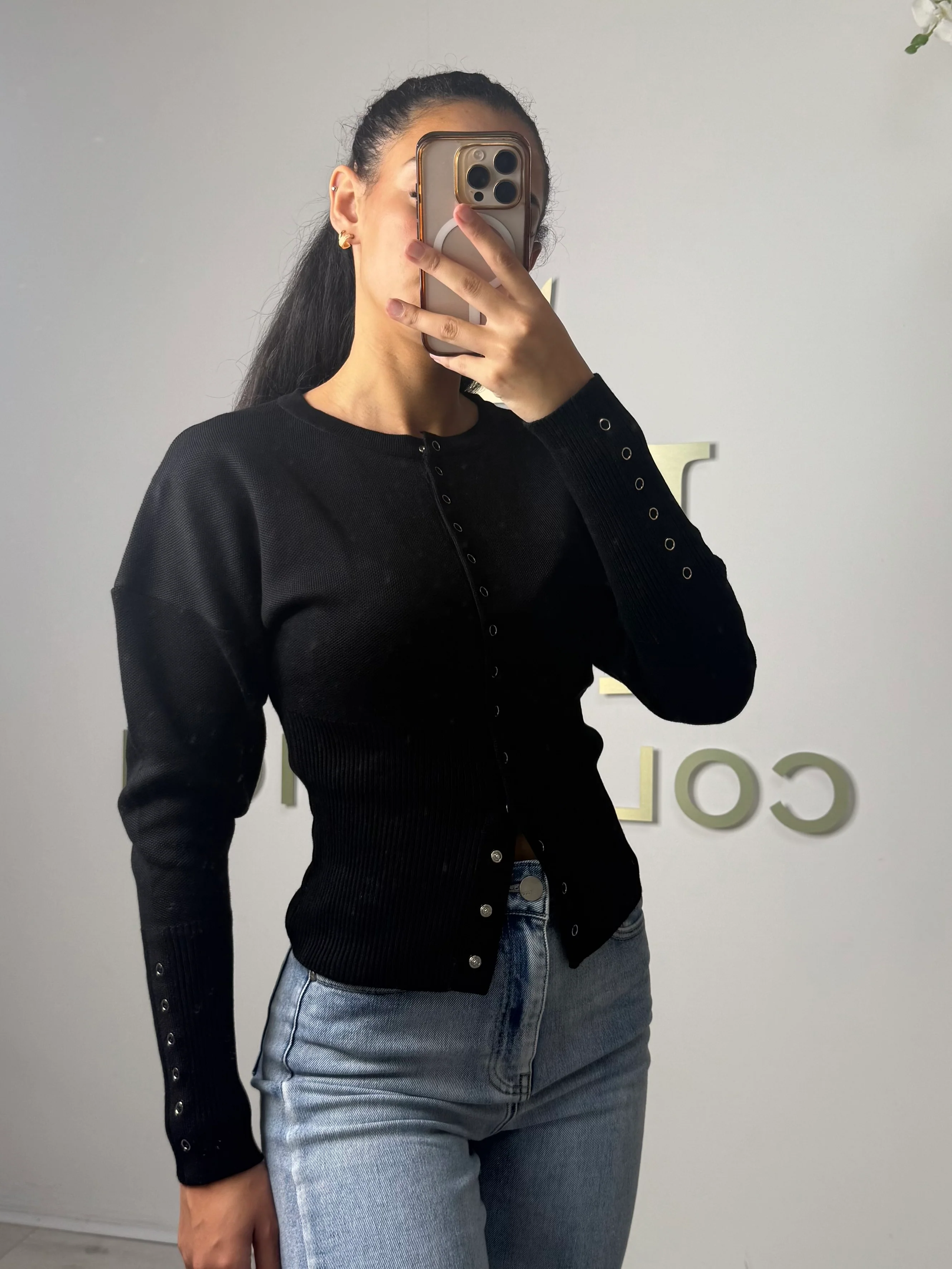 Soft Knit Button Up Ribbed Bottom Cardigan (5 Colours) - Image 7