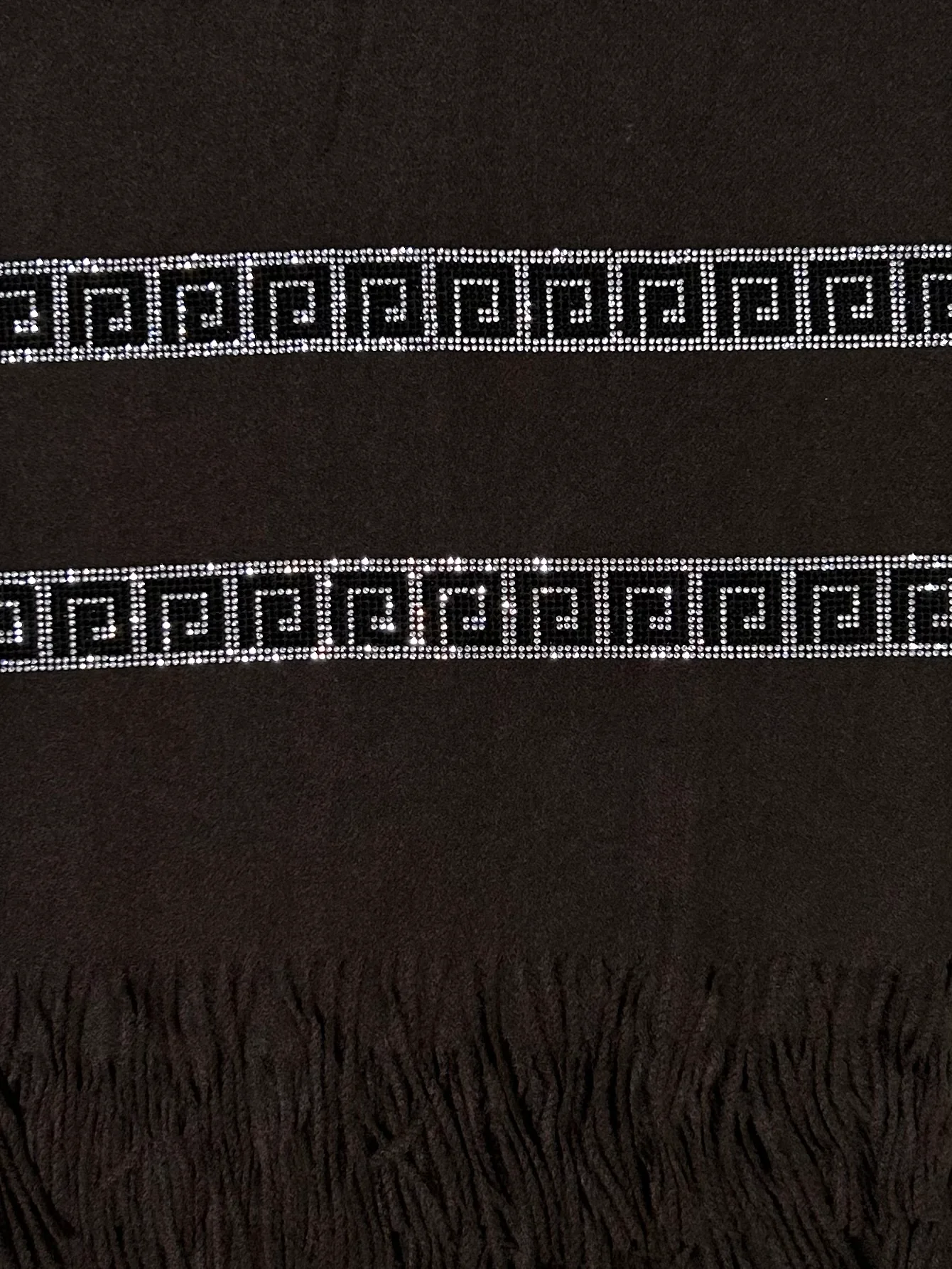 Designer Inspired Diamante Design Tassel Edge Scarf (3 Colours) - Image 4