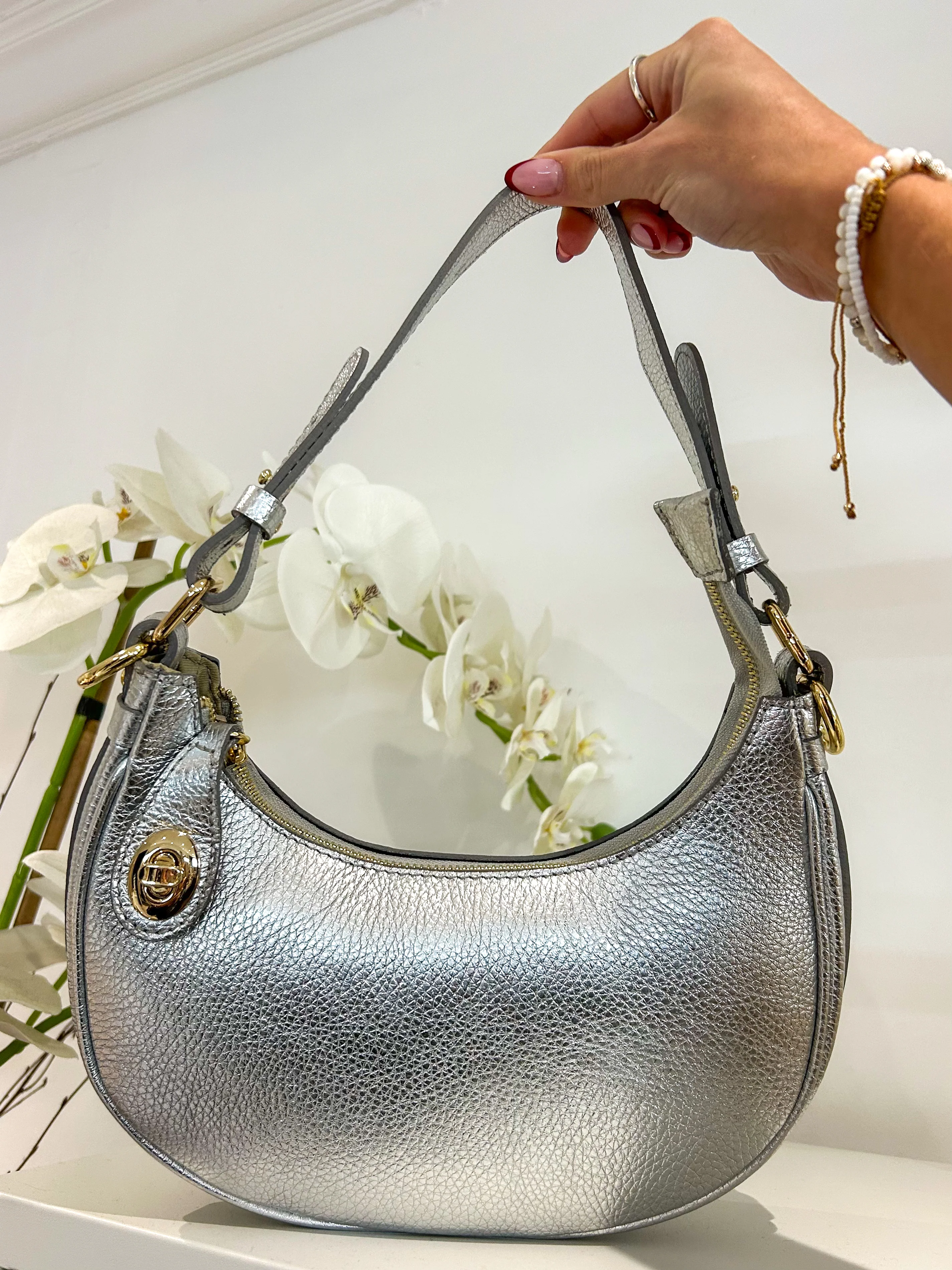 Genuine Leather Gold Detail Hardware Shoulder Bag (5 Colours) - Image 6