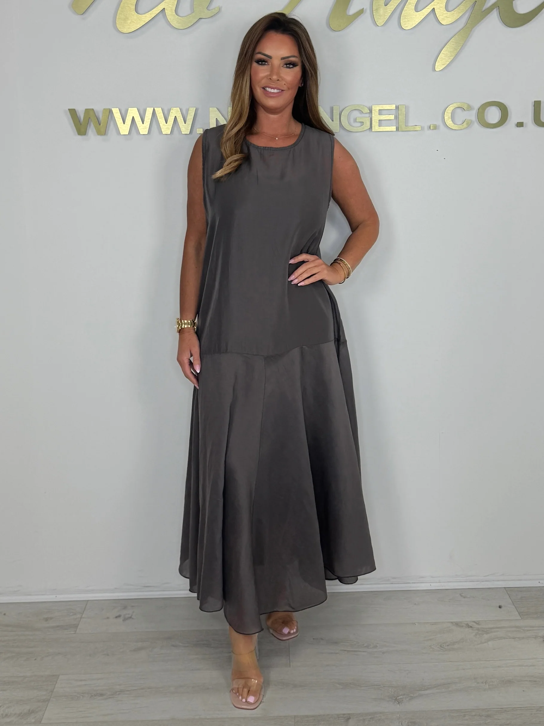 Sleeveless Round Neck Maxi Dress (4 Colours) - Image 7