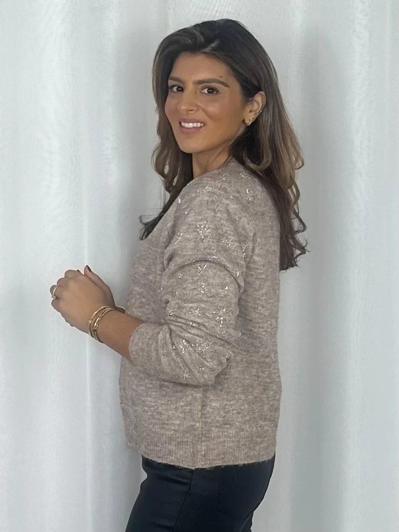 Soft Knit Beaded Snowflake Detail Sleeve Jumper (4 Colours) - Image 8