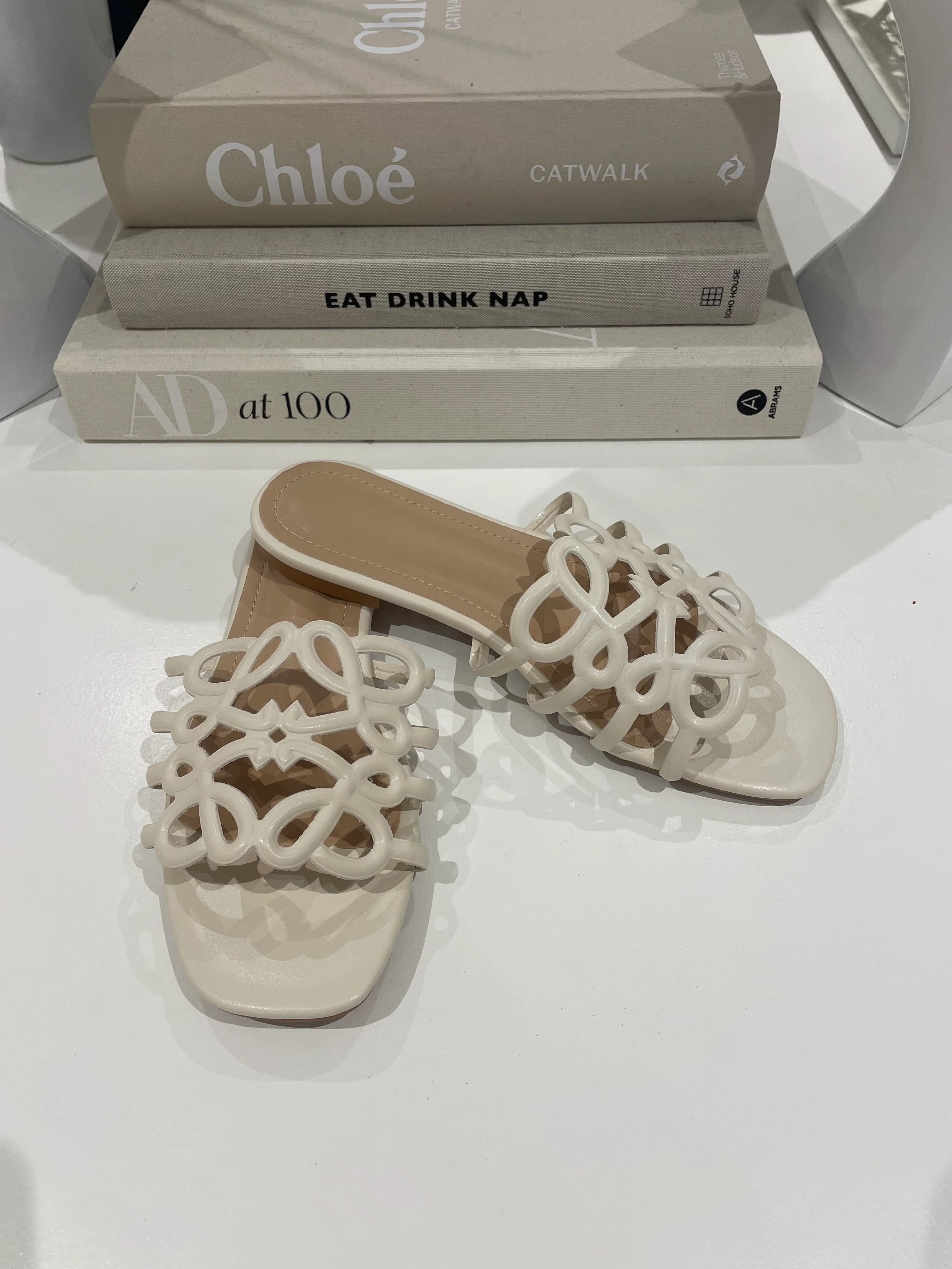 Thick Swirl Design Sliders (10 Colours) - Image 6